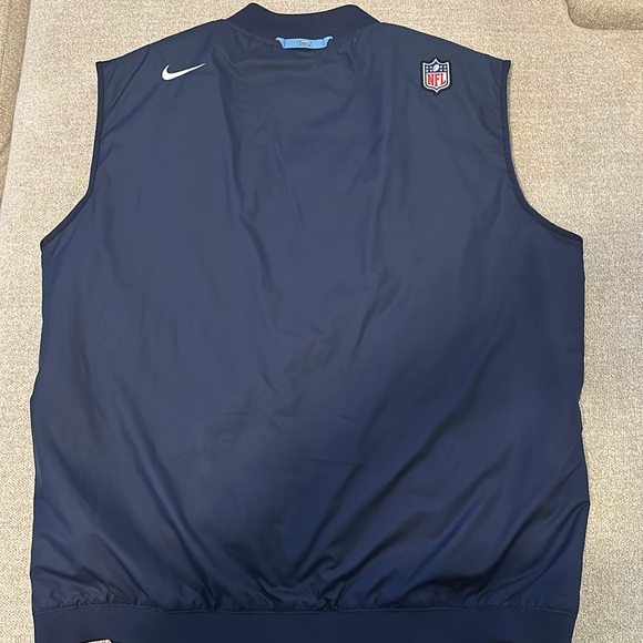 Mens Nike Tennessee Titans Sideline Vest - Picture 4 of 5